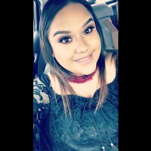 Meet your Posher, Violet